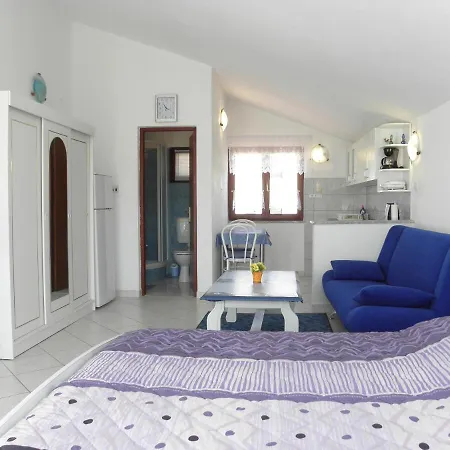 Apartment Apartments Zdrijac Nin 100 M To Beach Millenka - Ae1008